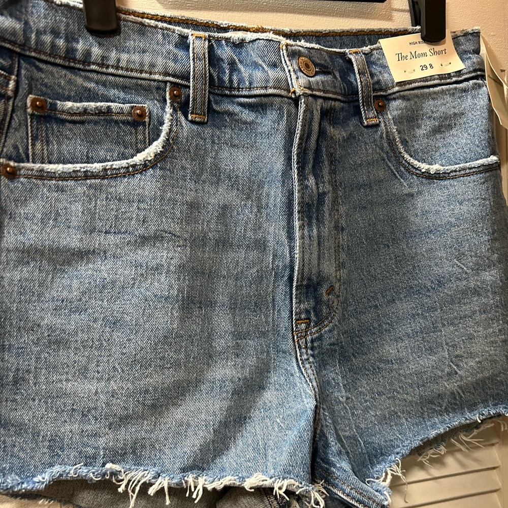 Abercrombie Mom shorts